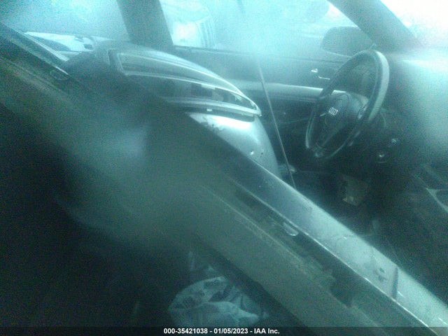 WAUDD68D3YA027647 Audi S4