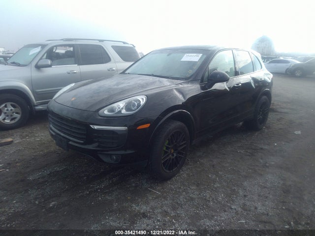 2017 Porsche Cayenne, VIN: WP1AA2A20HKA83294