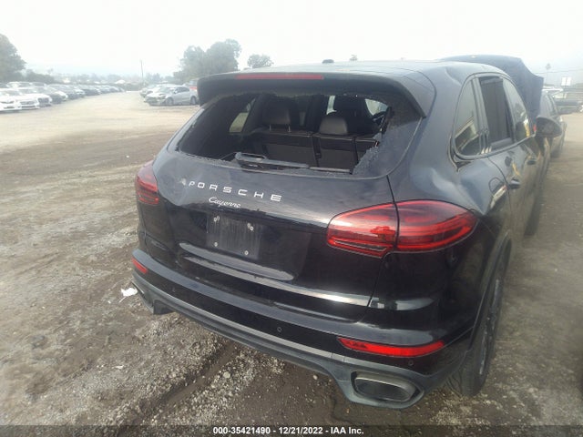 2017 Porsche Cayenne, VIN: WP1AA2A20HKA83294