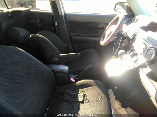 2009 SCION XB VIN: JTLKE50E591062895