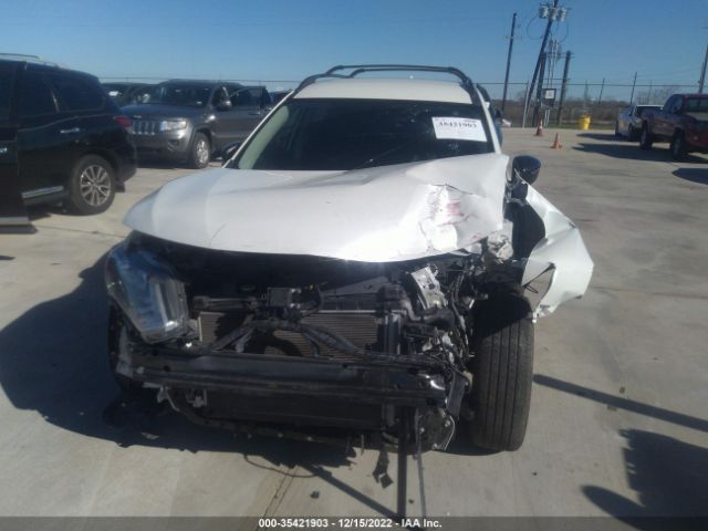 5N1AT2MT5JC835566 Nissan ROGUE SV