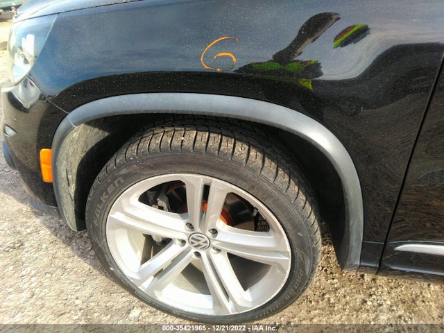 2016 Volkswagen Tiguan, VIN: WVGBV7AX0GW056313