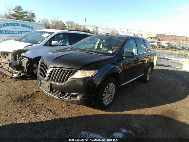 Lincoln MKX 2011 2LMDJ8JK3BBJ21331 Image 2