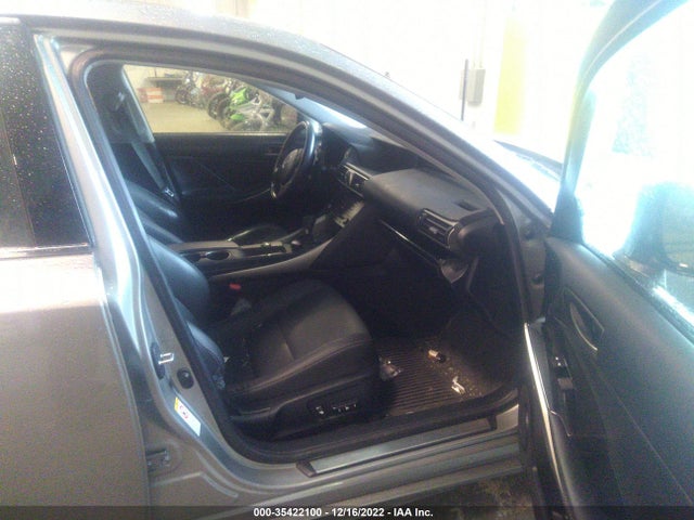Lexus IS 2018 JTHC81D28J5029434 Image 5