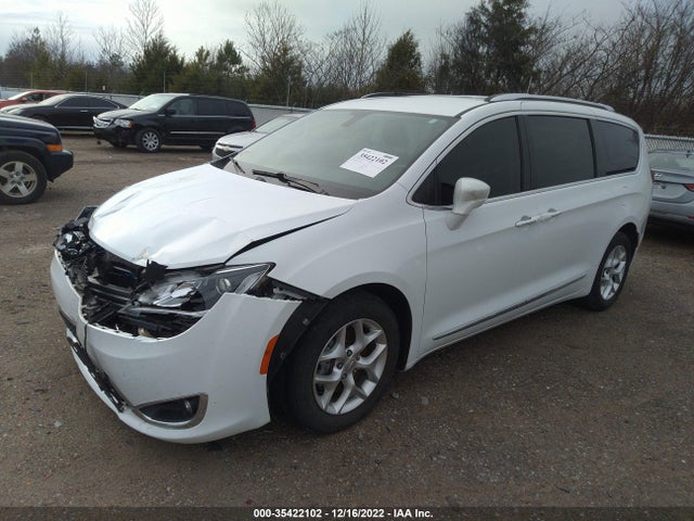 Chrysler Pacifica Touring L 2020 аукцион фото
