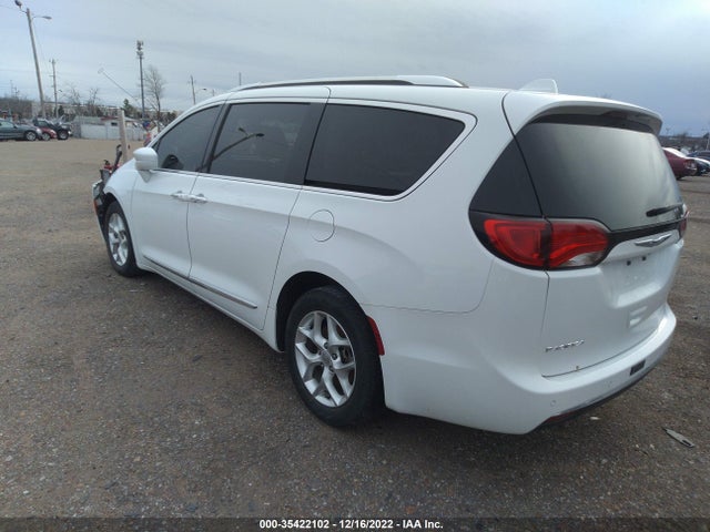 Chrysler Pacifica Touring L 2020 аукцион фото
