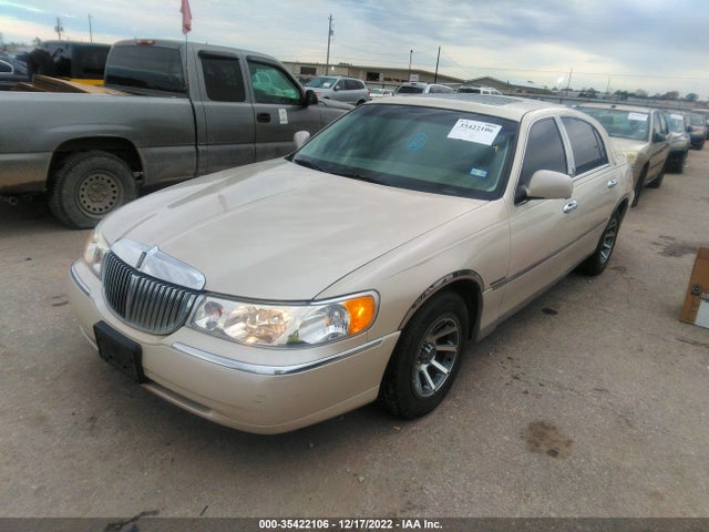 2000 LINCOLN TOWN CAR CARTIER VIN: 1LNHM83WXYY787666