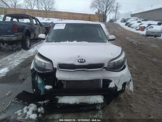 KNDJN2A27F7172575 KIA Soul Base