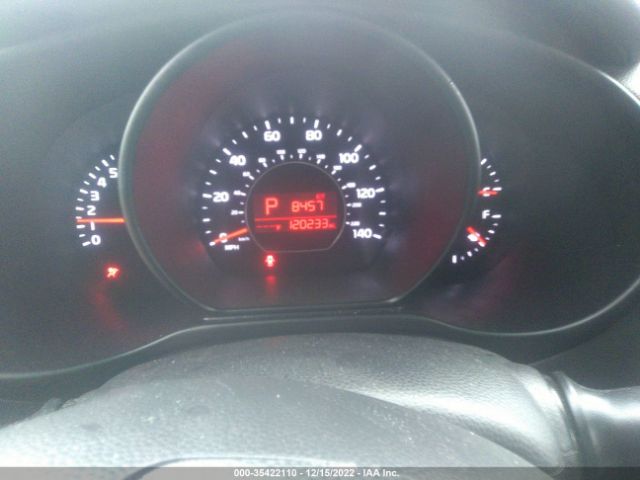 KNDJN2A27F7172575 KIA Soul Base