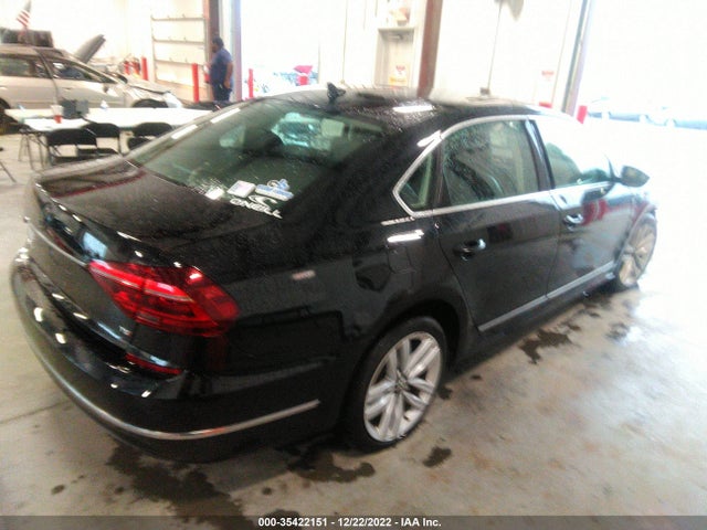 2017 VOLKSWAGEN PASSAT 1.8T SE W/TECHNOLOGY VIN: 1VWGT7A35HC044770