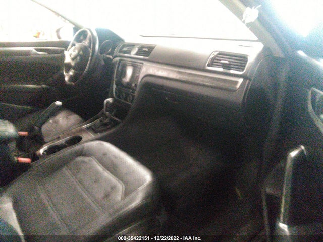 2017 VOLKSWAGEN PASSAT 1.8T SE W/TECHNOLOGY VIN: 1VWGT7A35HC044770
