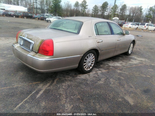 Lincoln Town Car Executive 2003 1LNHM81W03Y646312 Image 5