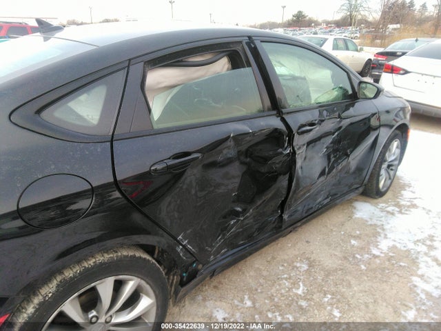 2016 CHRYSLER 200 S VIN: 1C3CCCBB0GN104722