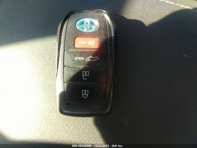 2021 Toyota Venza, VIN: JTEAAAAH5MJ087076