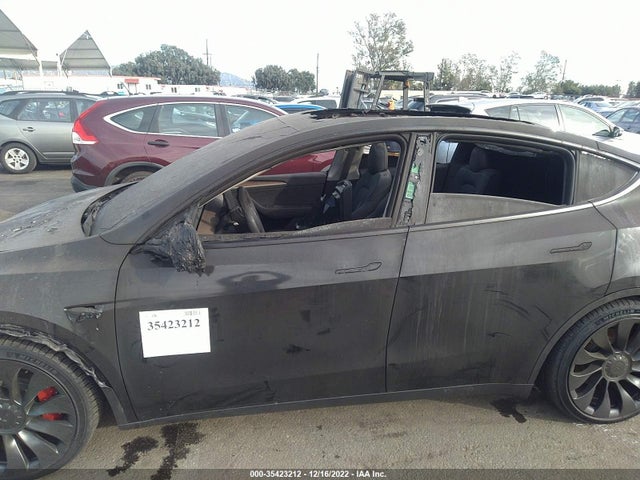 Tesla Model Y Performance 2022 7SAYGDEF0NF551009 Image 6
