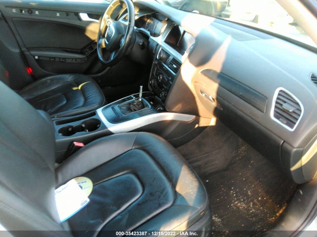 Audi A4 2.0t Premium  Plus 2010 WAUHFAFLXAN002333 Image 5