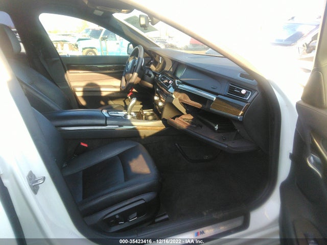BMW 7 Series 740i 2014 WBAYA6C5XED144565 Image 5