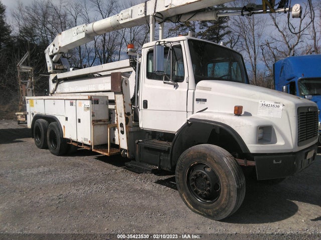 2004 FREIGHTLINER MEDIUM CONVENTIONAL FL80 VIN: 1FVKBXAK84DM63535