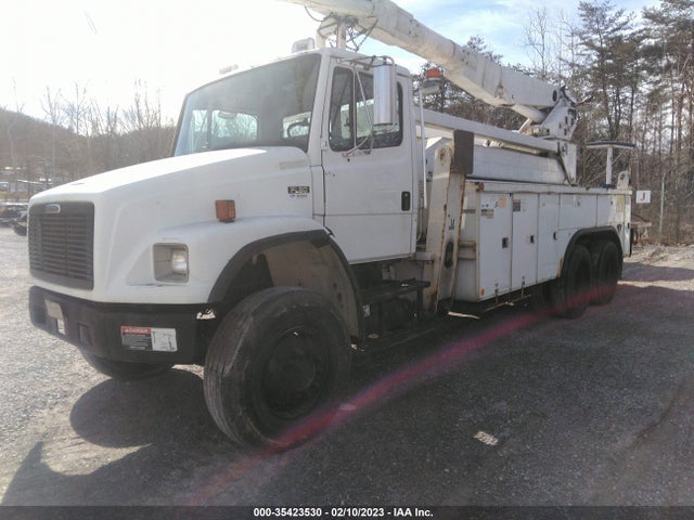 2004 FREIGHTLINER MEDIUM CONVENTIONAL FL80 VIN: 1FVKBXAK84DM63535