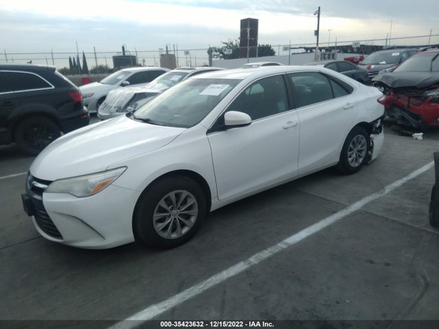 Toyota Camry 2017 4T1BF1FK4HU436548 Image 2