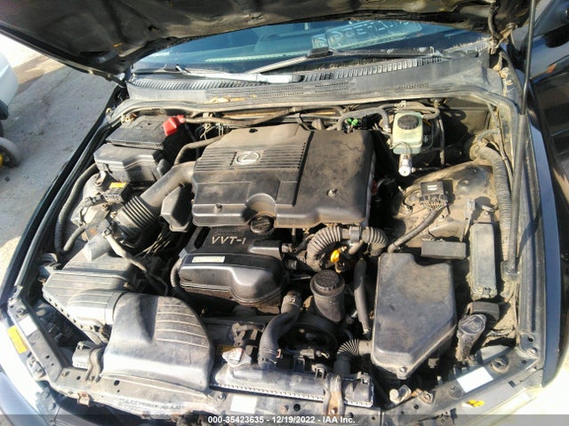 Lexus IS 300 2001 JTHBD182010016630 Image 12
