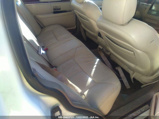 Lincoln Town Car 2005 1LNHM82W95Y625170 Image 9