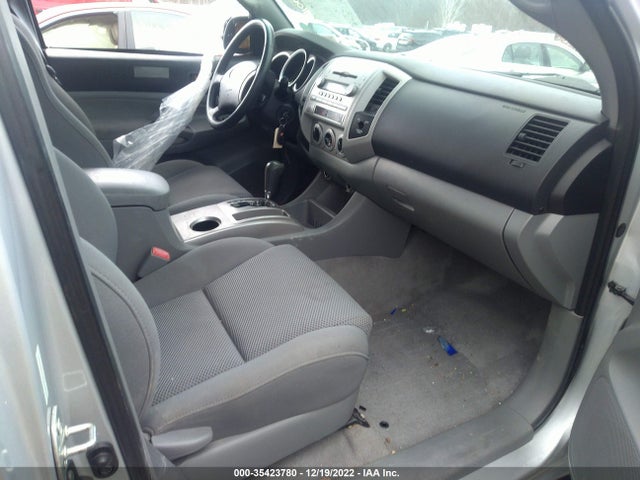 2008 TOYOTA TACOMA VIN: 5TEUU42N58Z496043