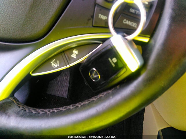 Acura MDX 2018 5J8YD4H30JL006878 Image 3