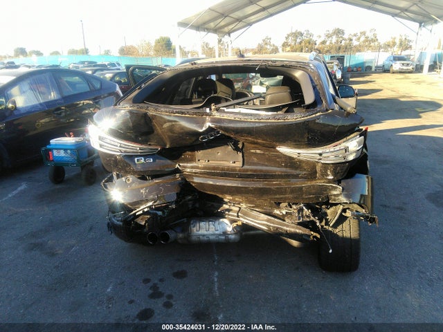 WA1BCCFS6JR014826 Audi Q3 Premium/sport Premium