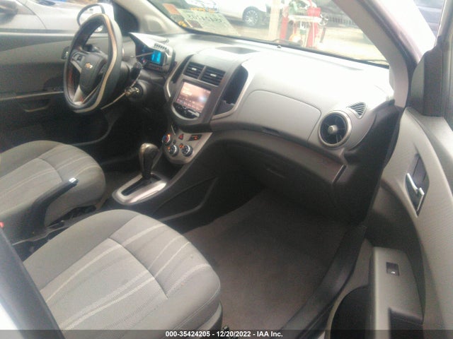 Chevrolet SONIC LT 2016 1G1JC6SG5G4131901 Image 5