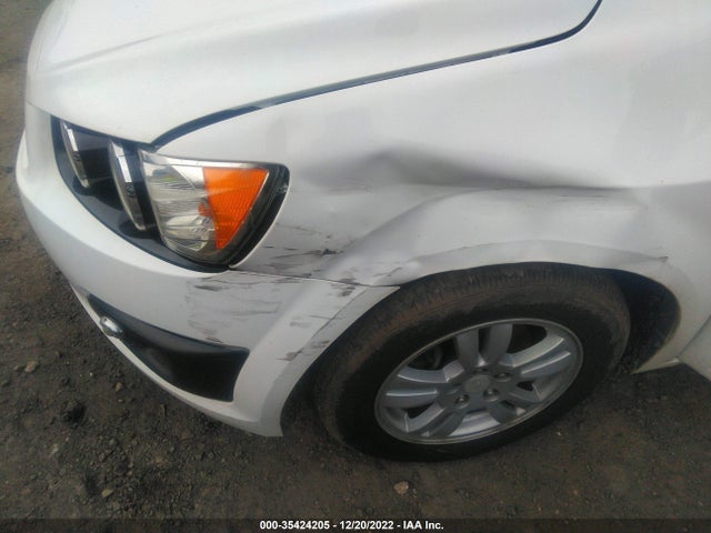 Chevrolet SONIC LT 2016 1G1JC6SG5G4131901 Image 6