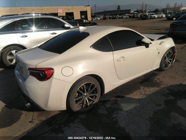2018 Toyota 86, VIN: JF1ZNAA12J8701086