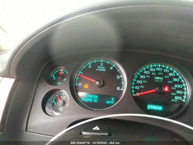 2010 GMC YUKON XL DENALI VIN: 1GKUKMEF7AR101229