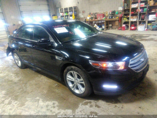 2017 Ford Taurus, VIN: 1FAHP2E84HG112415