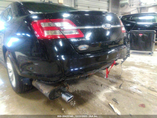 2017 Ford Taurus, VIN: 1FAHP2E84HG112415