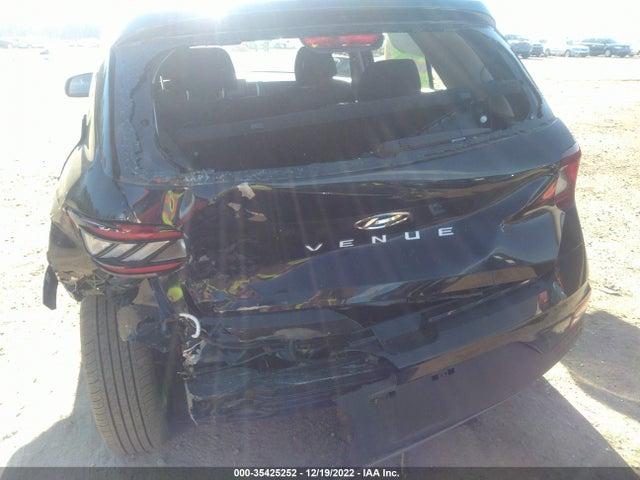 2021 Hyundai Venue, VIN: KMHRC8A38MU086657
