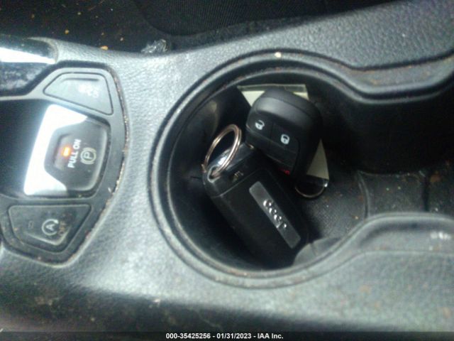 3C4NJCBB3KT843926 Jeep Compass Altitude