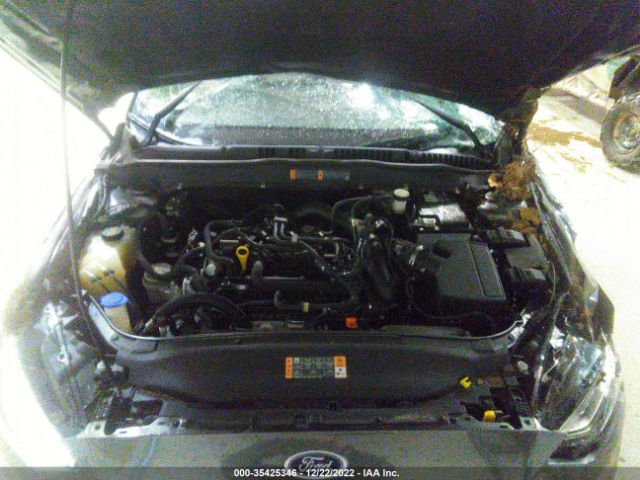 3FA6P0HDXJR267280 Ford FUSION SE