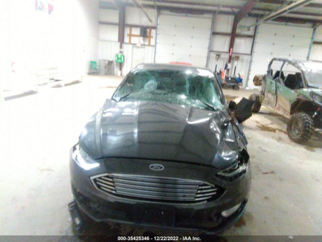 3FA6P0HDXJR267280 Ford FUSION SE