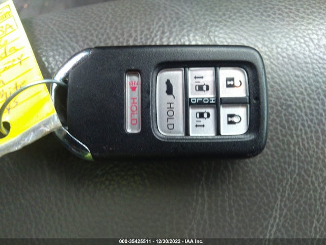 2016 Honda Odyssey, VIN: 5FNRL5H66GB011908