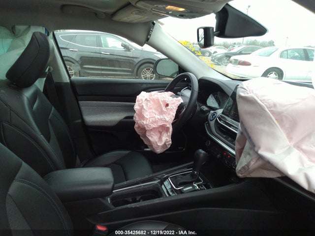 2022 Jeep Compass, VIN: 3C4NJCBB4NT139125