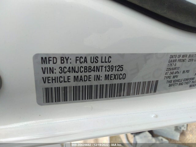 2022 Jeep Compass, VIN: 3C4NJCBB4NT139125