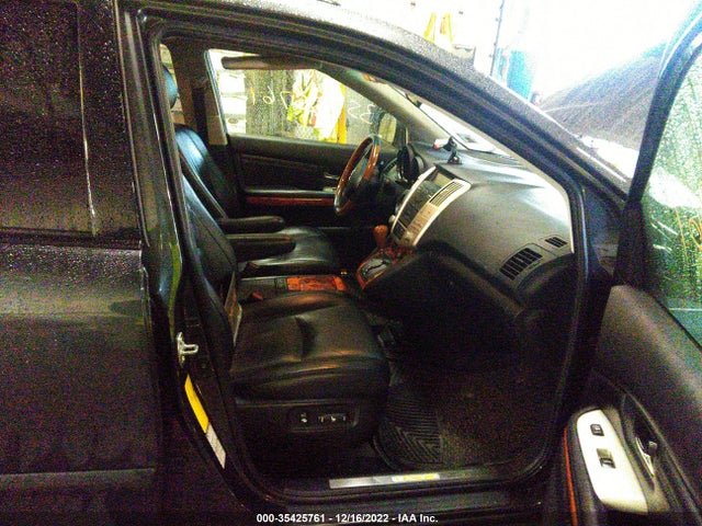 2005 LEXUS RX 330 VIN: 2T2HA31U05C048027