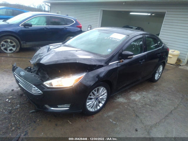 2018 FORD FOCUS TITANIUM VIN: 1FADP3J26JL280608