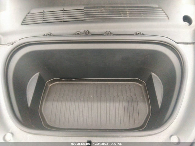 Tesla Model Y Long Range 2021 5YJYGDEE1MF200192 Image 10
