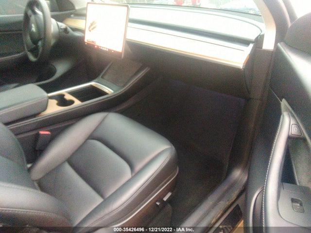 Tesla Model Y Long Range 2021 5YJYGDEE1MF200192 Image 5