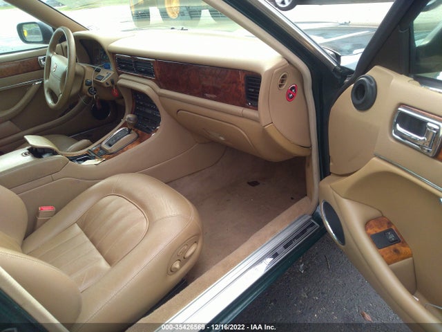 SAJHX1249VC790099 Jaguar XJ