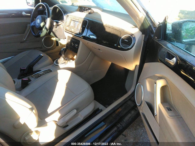 2014 Volkswagen Beetle, VIN: 3VW5L7AT0EM820806