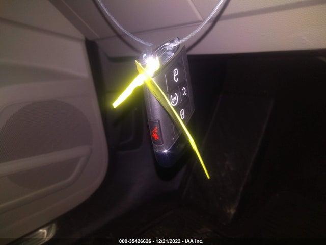 2022 Volkswagen Atlas, VIN: 1V2KR2CA0NC555243