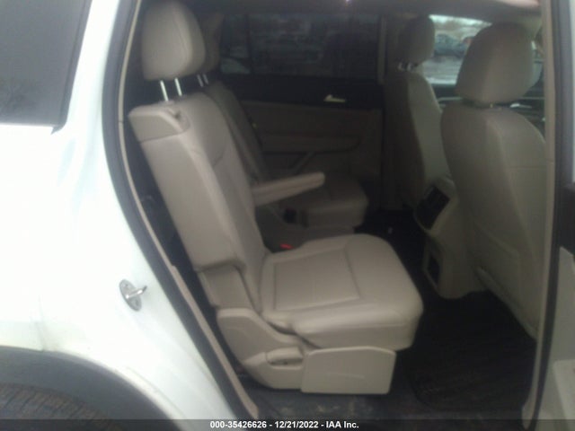 2022 Volkswagen Atlas, VIN: 1V2KR2CA0NC555243